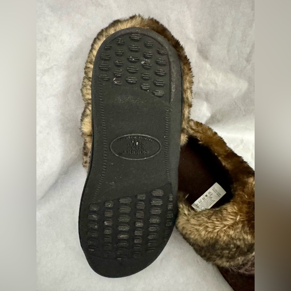 Brown Fur-Lined Women's Slippers - Picture 10 of 16